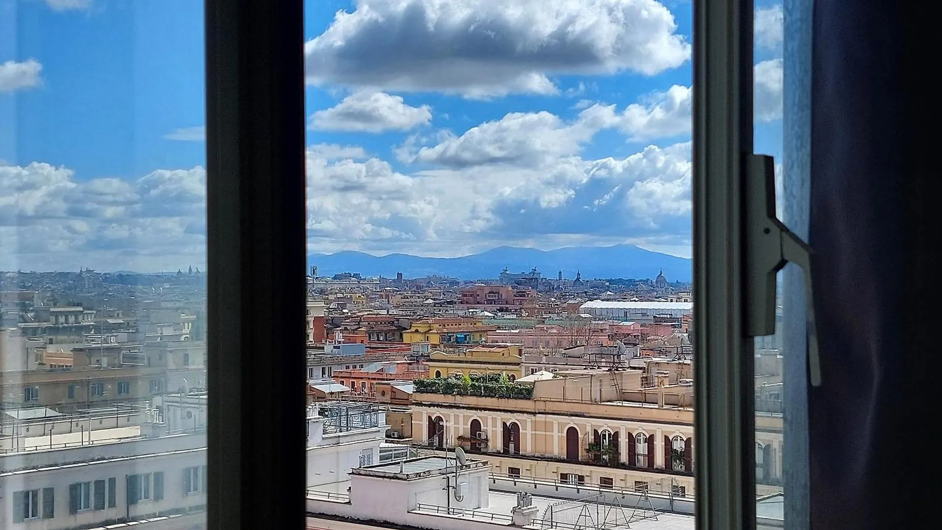 Vatican Guesthouse Рим 0*,  Италия